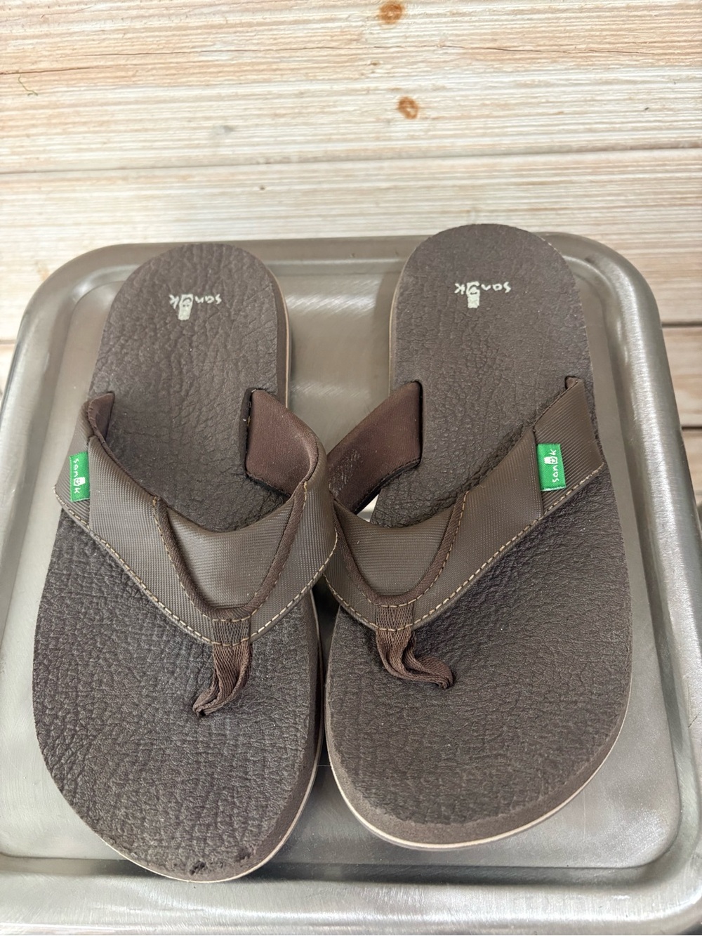 Sanuk Dark Brown Beer Cozy’s Size 5-6
